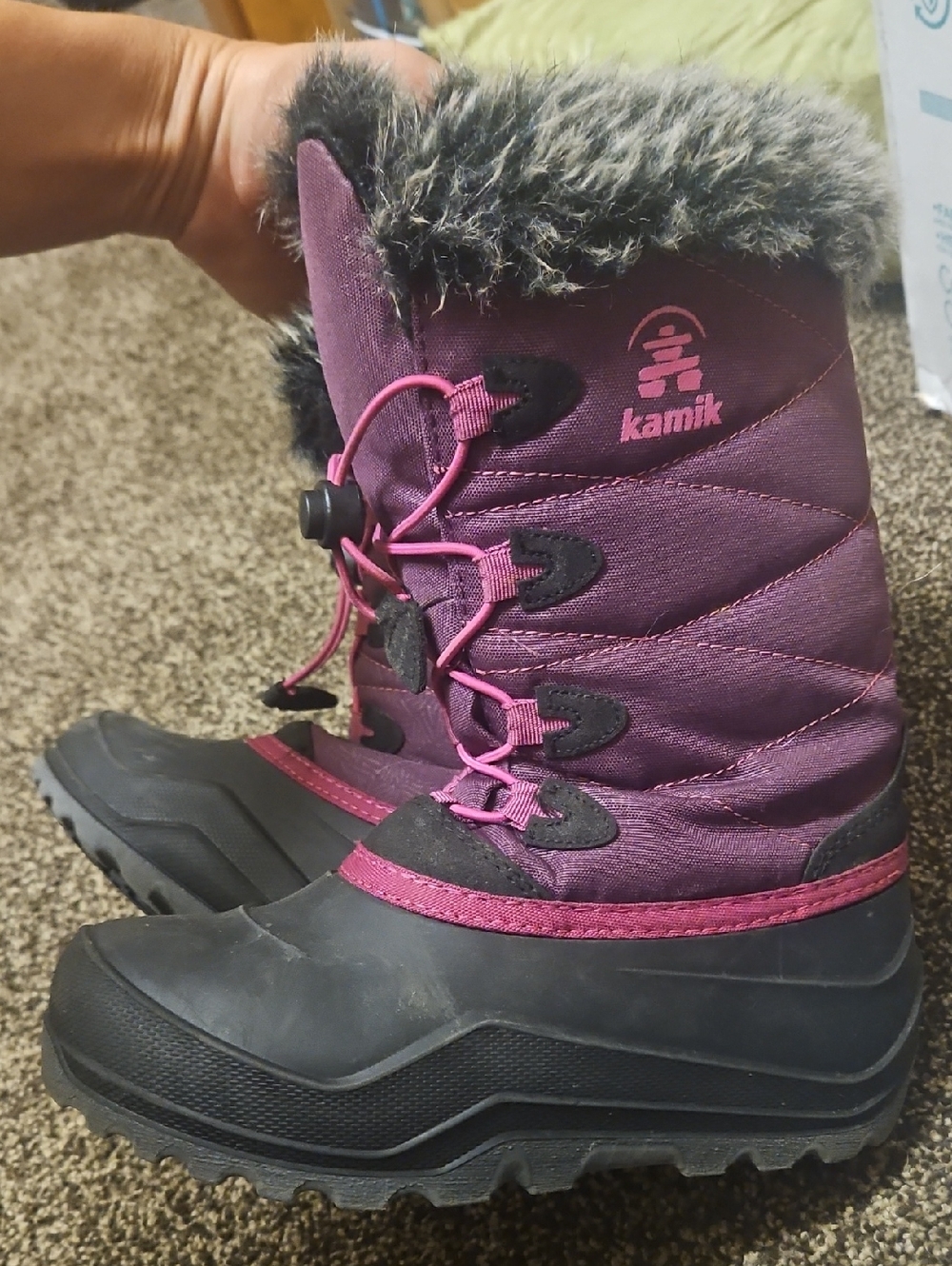 Kamik Purple  Pink Insulated Snow Boots with Faux Fur Cuff Size 4